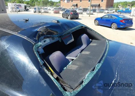 2018 Dodge Challenger R/T из США, поврежденный, VIN 2C3CDZBT8JH223319